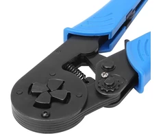 Replės užspaudimui, reketinės replės užspaudimui, kietumas iki 45 skirtas vamzdžių užspaudimui su neizoliuota ir iš anksto izoliuota terminalų pramone
