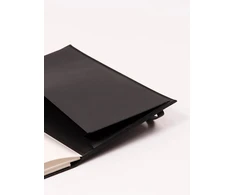 Rhodia 116152c eskizų/piešimo akvarelės knyga akordeonas, 32 puslapiai (16 x 2), smulkaus grūdėtumo 100% medvilnė 300g, ne mikroperforuota, din a6 portreto formatas 15 x 11 cm, vidinė kišenė, juoda, pakuotė