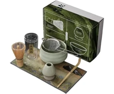 Rinkinys matcha arbatos ceremonijai: dubuo, šluotelė ir priedai