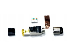 Rj45 jungtis metaliniu korpusu, be įrankių, Legrand