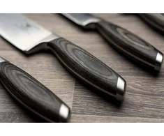 Rockingham Forge 259 serijos 17,78 cm santoku peilis su vokiško plieno ašmenimis ir ergonomiška tikmedžio rankena, japoniškas peilis