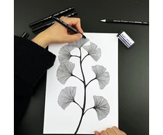 Tombow Fineliner Mono pieštukas braižymui, linijos plotis 01 (apie 0,25 mm), pigmentinis rašalas, atsparus vandeniui ir šviesai, skirtas eskizams, iliustracijoms ir piešimui, juodas, Ws-efl-h-01