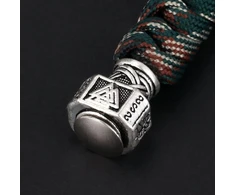 Vikingų stiliaus odinis raktų pakabukas su Mjolnir pakabuku