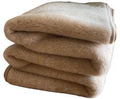Vilnonis pledas Camel Cappuccino 140x200 – natūrali kupranugario vilna
