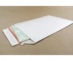 Vokai siuntimui B5, 17.6x25cm, 450g kartonas, 25 vnt.
