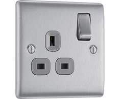 Bg electrical nbs21g 13a vienvietis metalinis šlifuoto plieno jungiklinis maitinimo lizdas - pilkas įdėklas