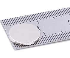 Brudazon 10 mini diskiniai magnetai 9 x 1 mm N52 stipriausio lygio neodimio magnetai itin stiprūs magnetai modelių gamybai, nuotraukoms, lentoms, skelbimų lentoms, šaldytuvams, rankdarbiams, ypač stiprus magnetinis diskas