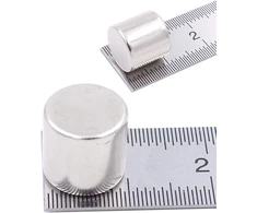 Brudazon 15 mini diskiniai magnetai 10 x 10 mm N52 stipriausio lygio neodimio magnetai itin stiprūs magnetai modelių gamybai, nuotraukoms, lentoms, skelbimų lentoms, šaldytuvams, rankdarbiams, ypač stiprus magnetinis diskas