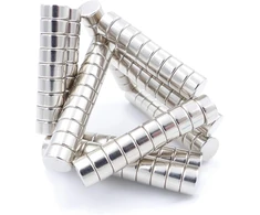 Brudazon 60 mini diskiniai magnetai 8 x 4 mm N52 stipriausio lygio neodimio magnetai itin stiprūs magnetai modelių gamybai, nuotraukoms, lentai, skelbimų lentai, šaldytuvui, rankdarbiams, itin stiprus magnetinis diskas