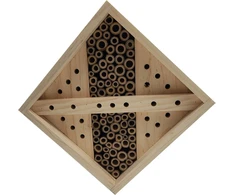 Dehner Natura Premium vabzdžių viešbutis Nueva, bičių viešbutis, tvarus, vabzdžių namelis, inkilas bitėms, drugeliams, vabalams, apie 18 x 18 x 11 cm, pagamintas iš Fsc sertifikuotos pušies medienos, natūralus
