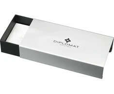 Diplomat Excellence A2 plunksnakotis su plieniniu vidutinio storio plunksneliu - Guilloche Chrome