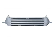 Intercooler'is Nissan Qashqai 1.5/2.0dci 07