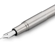 Kaweco Supra plunksnakotis, nerūdijantis plienas, išskirtinis plunksnakotis rašalo kasetėms su aukštos kokybės plieno plunksna, įskaitant retro metalinę dėžutę, plunksnakotis 95–165 mm, plunksnos plotis: m (vidutinis)