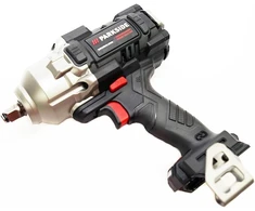 Komplektas – 1 x Parkside Performance® 20 V akumuliatorinis smūginis veržliaraktis 1/2 colio Passp 20 smūginis veržliaraktis + 1 x raktų pakabukas (be akumuliatoriaus)