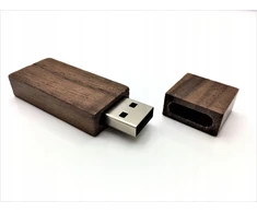Manodovanos Medinis Usb atmintukas 8 Gb, tamsaus medžio, dovana