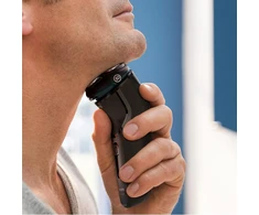 Philips Shaver Series 3000 - elektrinis skustuvas vyrams, skirtas naudoti tiek sausai, tiek drėgnai, su atlenkiamu trimeriu ir kelioniniu krepšiu (modelis S3230/52)