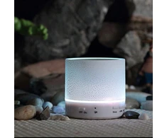 Kompiuterio kolonėlės Queen.y Mini bluetooth kolonėlė, blykstės aplinka, stereo poravimas, skambinimas laisvų rankų įranga, maža belaidė nešiojama kolonėlė dušui, kelionėms lauke, šviesos efektų išjungti negalima