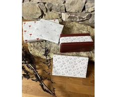 Romantiškas dovanų pakavimo popierius valentino dienai – balionų debesys, širdelės, raudonas vienspalvis, 4 dizainai, 6 lapai, dvipusis, 42 x 59 cm, sužadėtuvėms, vestuvėms, moterims, merginoms, draugei, laikymui