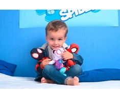 Simba Toys Simba 6315875810x06-disney Marvel Spidey, 25 cm pliušinis žaislas su šviečiančiomis tamsoje akimis, žmogaus-voro filmo figūrėlė, pliušinis žaislas, voras, komiksų figūrėlė, superherojus, tinkamas nuo pirmųjų gyvenimo mėnesių