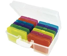 TimeTEX spalvotų, plastikinių dėžučių rinkinys skaidrioje dėžėje, 12+1 vnt. (TT93439)