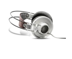 AKG K 701 ausines