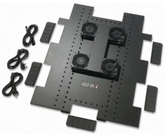 Apc Netshelter SX stogo ventiliatoriaus padėklas 208-230 VAC 750 mm