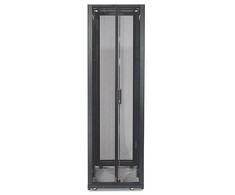 Apc NetShelter SX 42U 600 mm pločio x 1070 mm gylio korpusas su šonais Juodas