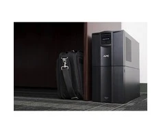 APC Smart-UPS 3000VA LCD 230V su SmartConnect