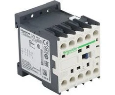 Schneider pagalbNAME OF TRANSLATORS