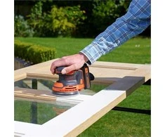 Black &amp; Decker Juodas &amp; Decker Ekscentrinis šlifuoklis Juodas &amp; Decker BDCROS18N-XJ; 18 V (be akumuliatoriaus ir pakrovėjo)
