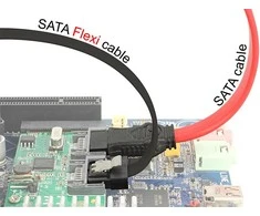 Delock SATA - SATA, 0,1m, Juoda (83838)