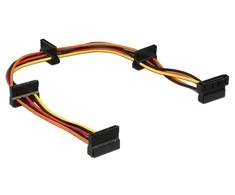 Delock kabelio maitinimo skirstytuvas SATA 15 kontaktų kištukas > 4 x SATA 15