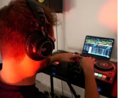 Ausinės - Hercules HDP DJ60 Vielinės Juodos