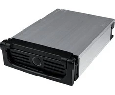 ICY BOX IB-138SK-B-II SATA mobilusis stovas skirtas 3,5 colio SATA HDD KeyLock kaip maitinimo jungiklio šviesos diodai 4 ir 15 kontaktų maitinimo jungtis Fullmetal juodas