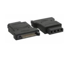 Inline Įmontuotas 4 kontaktų „Molex“ maitinimo adapteris, skirtas SATA maitinimui