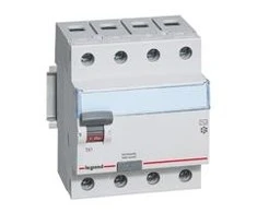 Legrand P304 40-30-A OFFRP.TX3
