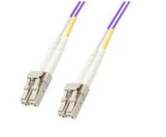 „MicroConnect Duplex LC / LC 50 / 125 μm OM4 2m“ (FIB440402P)