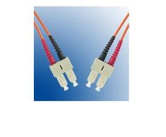 „MicroConnect“ lengvasis transporto priemonės patchcord SC / UPC-SC / UPC, 9 / 125, 3 m (FIB224003)