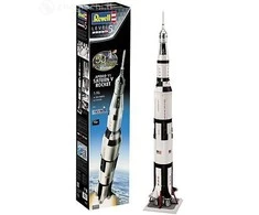 Revell - Apollo 11 Saturn V Rocket dovanų komplektas, 1/96, 03704