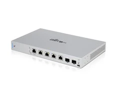 Šakotuvas UBIQUITI US-XG-6POE Ubiquiti US-XG-6POE 10GbE 6 prievadų (4x RJ45, 2xSFP+) komutatorius su 802.3bt PoE++