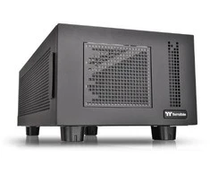 Korpusas Thermaltake Core P100