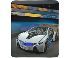Pledas Baltas superautomobilis