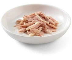 SCHESIR Tunas su vištiena drebučiuose - šlapias kačių ėdalas - 85 g