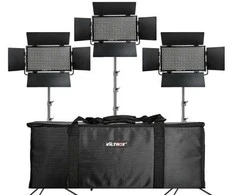 Apšvietimo įranga - Viltrox VL D60T LED šviesos trijų komplektas (3 šviesos, reguliuojama temperatūra, nuotolinio valdymo pultas)