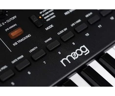 MOOG Messenger - a monophonic analog keyboard synthesizer