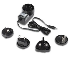Lindy Maitinimo Blokas - Multi-country 5VDC 2A Adapteris su 1.5m Laidu