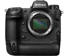 Nikon Z9 + NIKKOR Z 24-120mm f/4 S + FTZ II Mount adapter