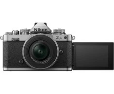 Nikon Z fc + NIKKOR Z DX 16-50mm f/3.5-6.3 VR (Sidabrinis)
