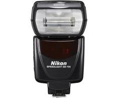 Nikon Z Portrait Kit (Z 40mm F/2 + SB-700 Speedlight)