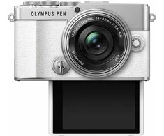 Olympus PEN E-P7 + ED 14-42mm EZ PANCAKE + ED 40-150mm F4-5.6 R (Baltas)